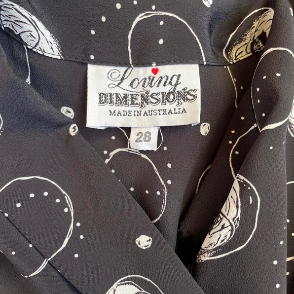 VINTAGE 80'S BLACK & WHITE ABSTRACT PLUS SIZE BLOUSE - Picture 8 of 8